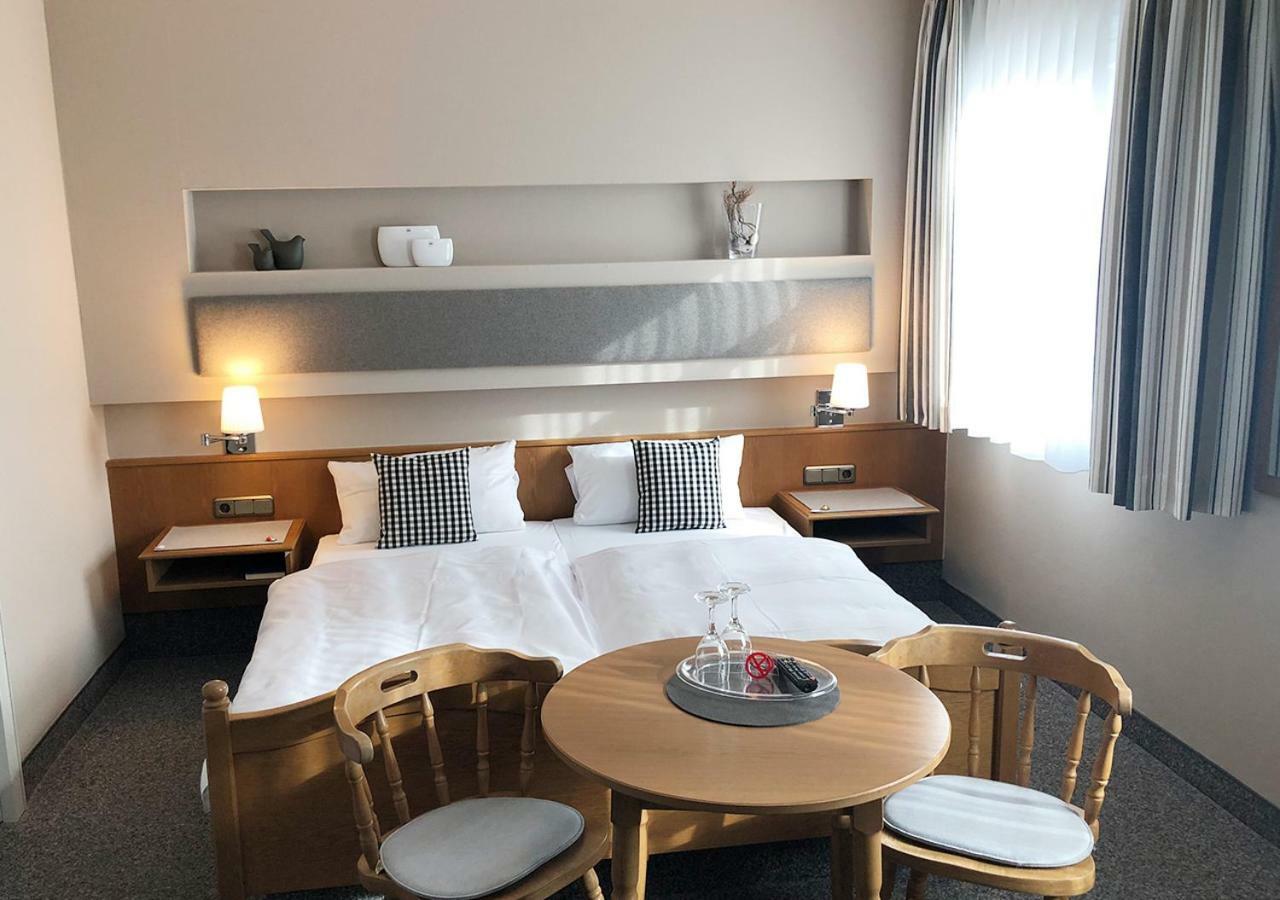 Mangolds Boutique Hotel & Fruehstuecksmeisterei 施韦因福特 外观 照片