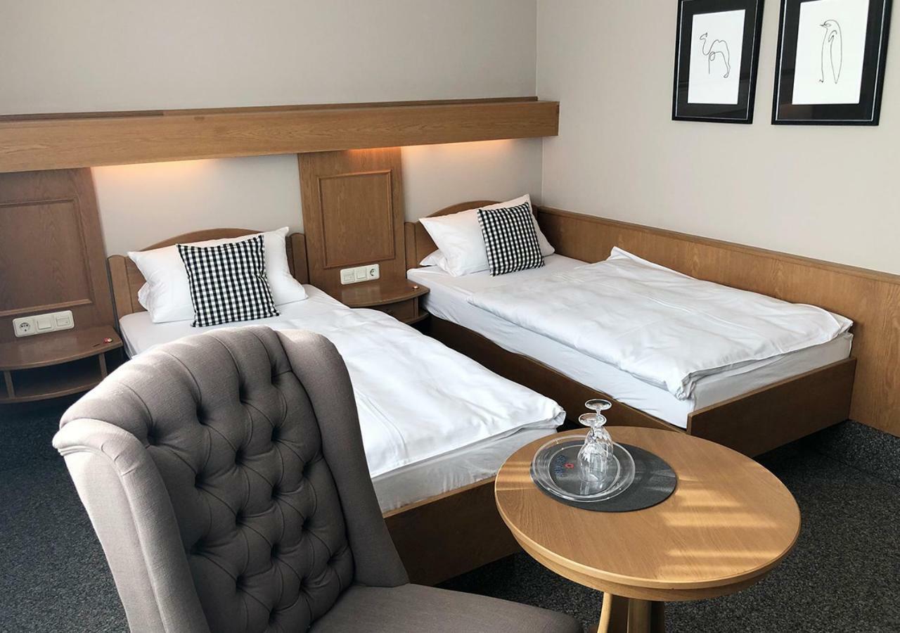 Mangolds Boutique Hotel & Fruehstuecksmeisterei 施韦因福特 外观 照片